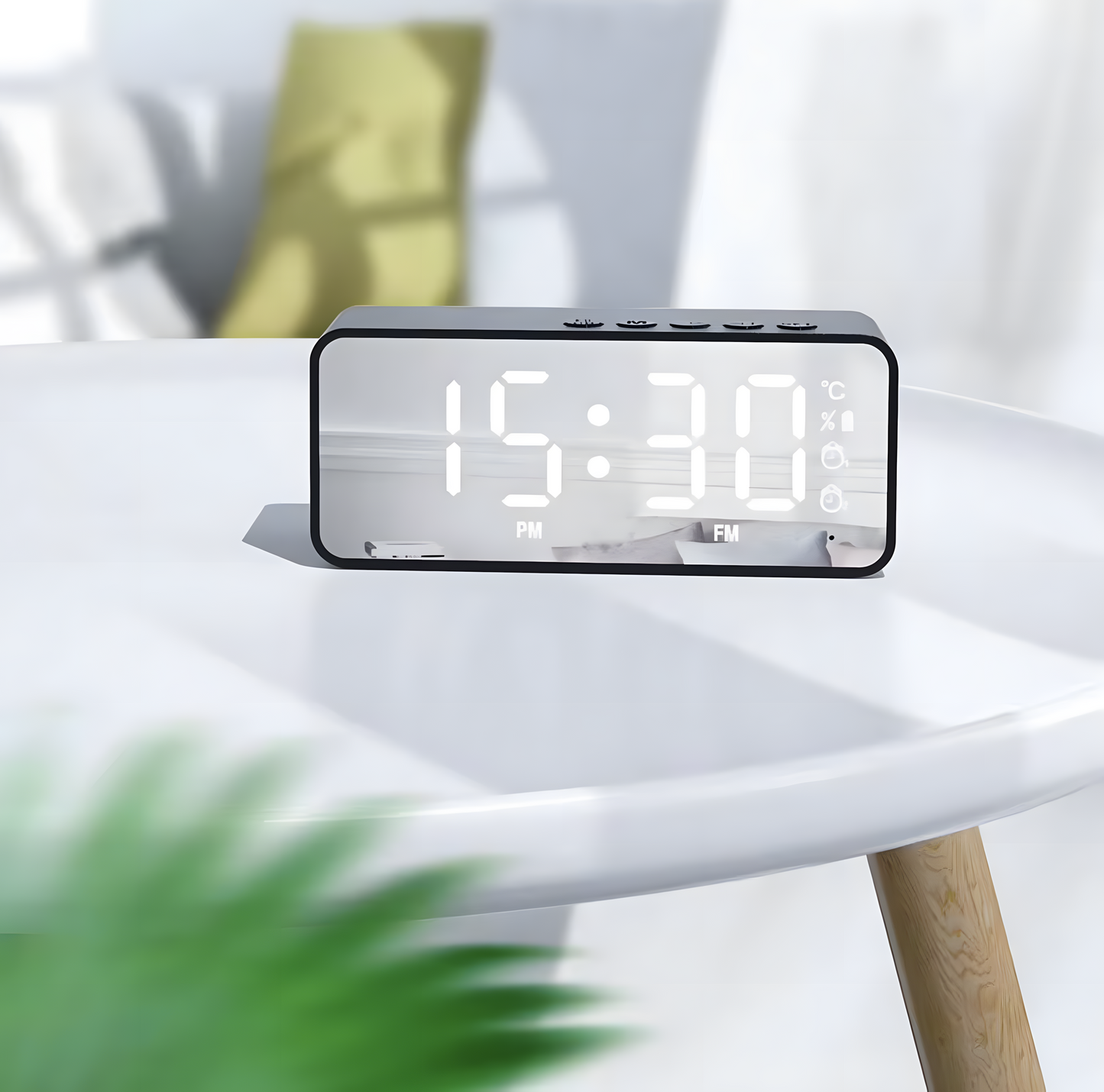 Réveil Radio | Enceinte Bluetooth FM & Réveil Miroir Compact | Reverba